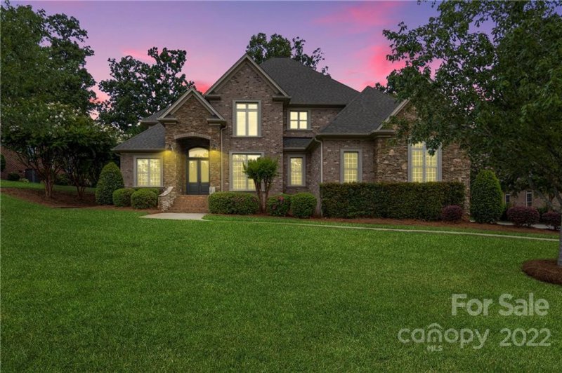 Property image 2 at 3425 Araglin Drive, Gastonia, NC 28056