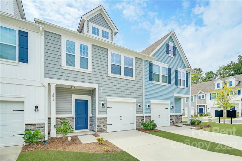 Property image 3 at 3019 Ayana Drive, Charlotte, NC 28210