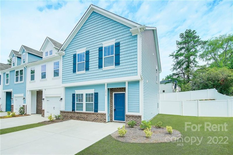 Property image 3 at 3012 Ayana Drive, Charlotte, NC 28210