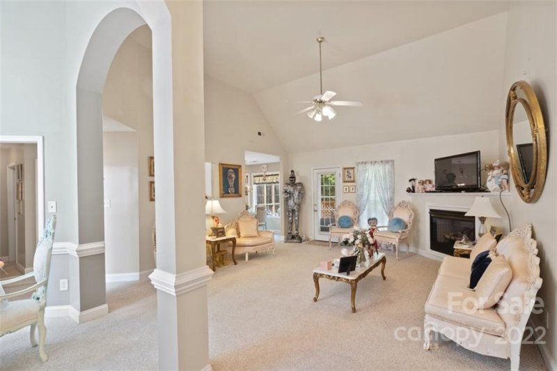 Property image 3 at 4004 Hemby Commons Parkway, Indian Trail, NC 28079