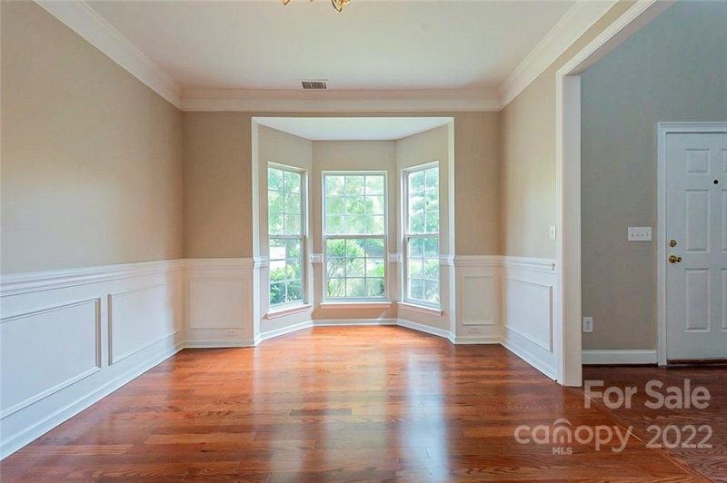 Property image 4 at 15643 Donnington Drive, Charlotte, NC 28277
