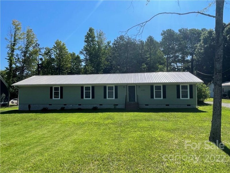 Property image 2 at 4205 Back Creek Church Road, Charlotte, NC 28213