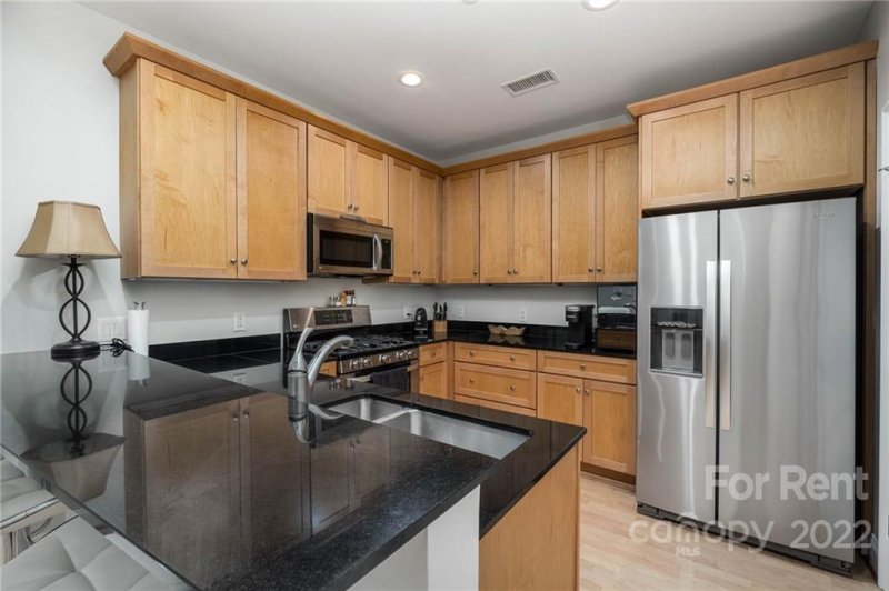 Property image 2 at 435 S Tryon Street, Charlotte, NC 28202