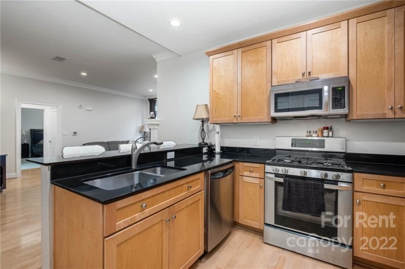 Property image 3 at 435 S Tryon Street, Charlotte, NC 28202