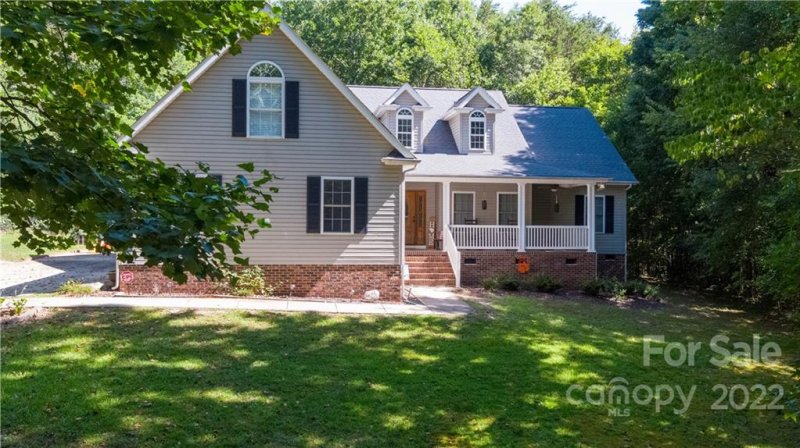 Property image 2 at 291 Rippling Creek Drive, York, SC 29745