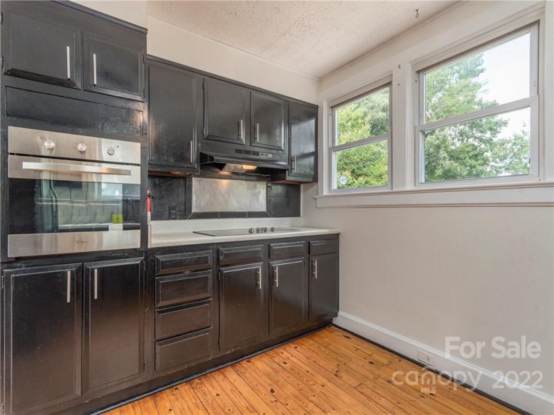 Property image 5 at 163 Arthur Road, Asheville, NC 28806