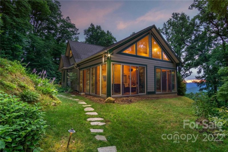 Property image 4 at 134 Stonecrest Drive, Asheville, NC 28803