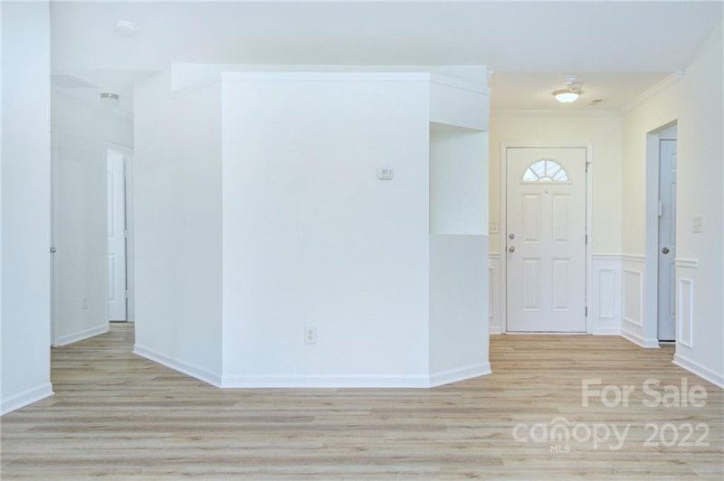 Property image 4 at 13711 Fairplains Court, Charlotte, NC 28278