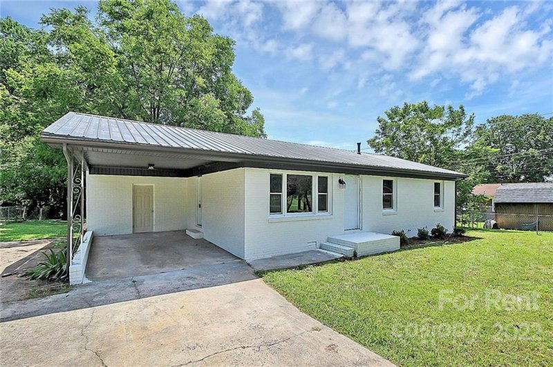 Property image 3 at 1433 Edgewood Road, Bessemer City, NC 28016