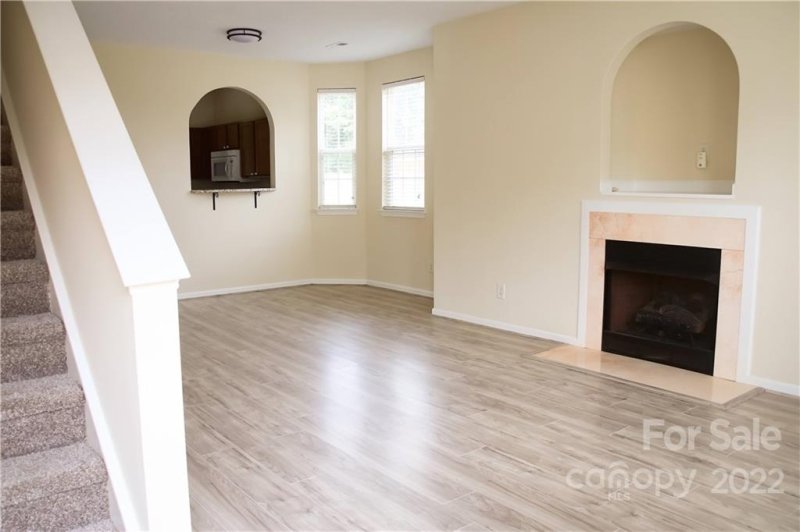 Property image 2 at 5604 Katherine Court, Dallas, NC 28034