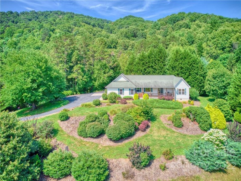 Property image 3 at 351 Coyote Hollow Road, Waynesville, NC 28785