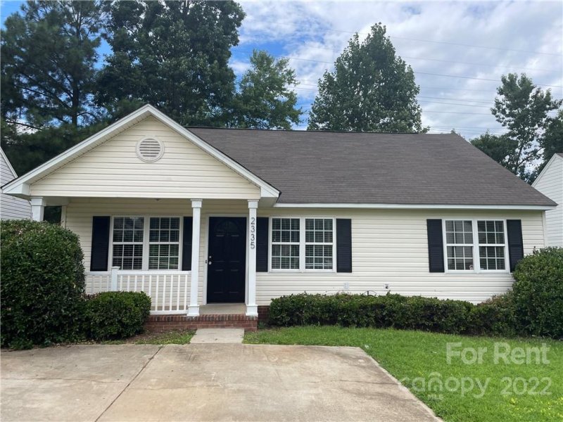 2335 Blue Hampton Lane