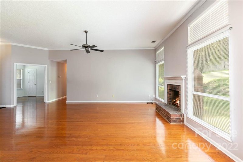 Property image 5 at 10016 Ashley Farm Drive, Matthews, NC 28105