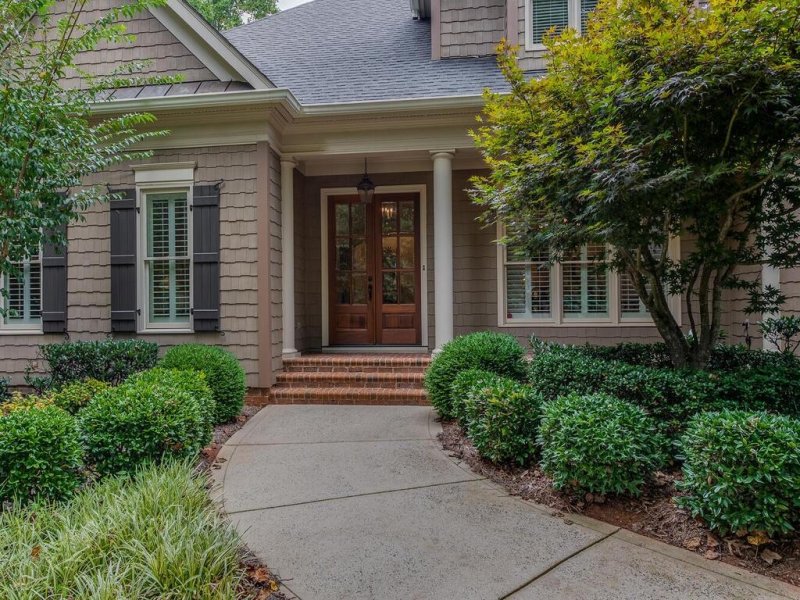 Property image 3 at 2008 Kings Manor Drive, Matthews, NC 28104