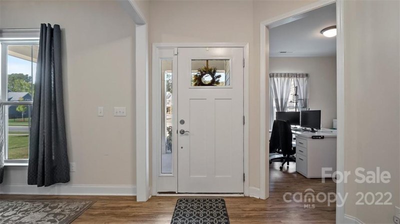 Property image 3 at 705 Southstone Drive, Matthews, NC 28104