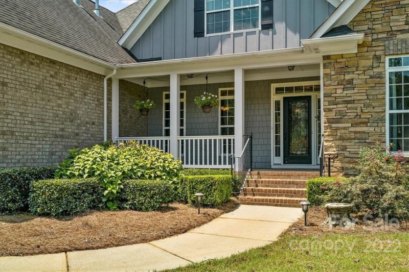 Property image 2 at 6018 Waxhaw Crossing Drive, Waxhaw, NC 28173