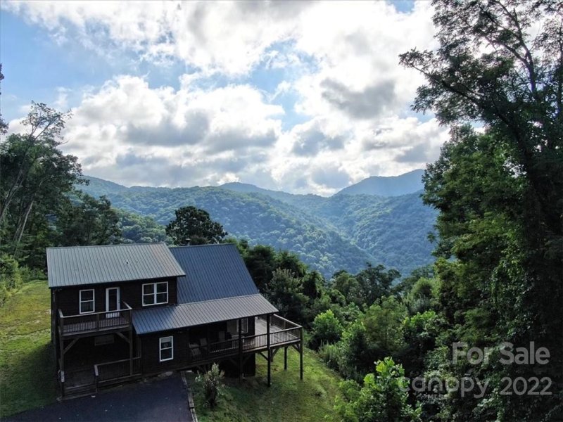 Property image 4 at 517 Twin Forks Road, Canton, NC 28716