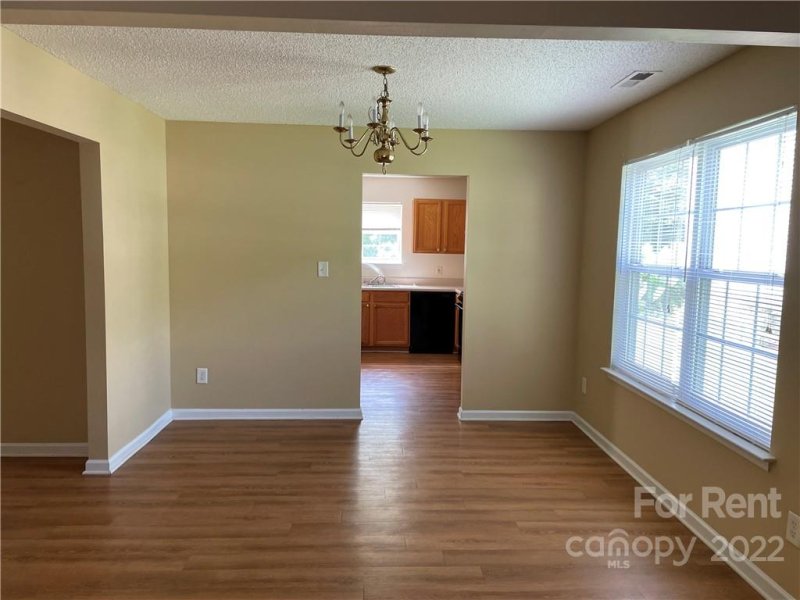 Property image 3 at 10414 Pickerel Lane, Charlotte, NC 28213