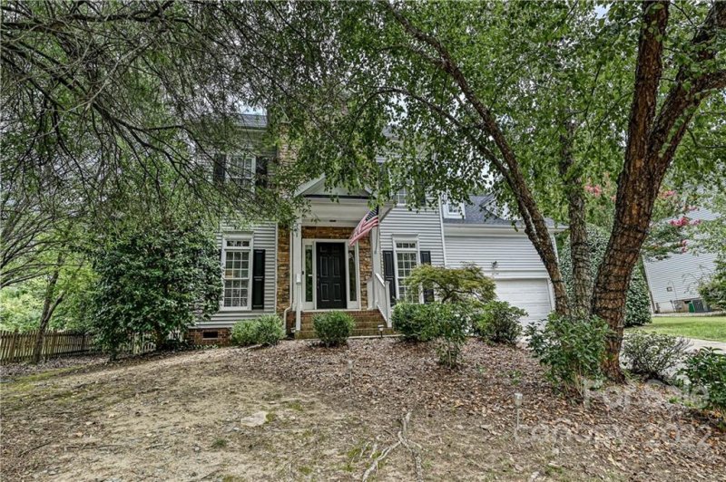 Property image 2 at 6734 Red Maple Drive, Charlotte, NC 28277