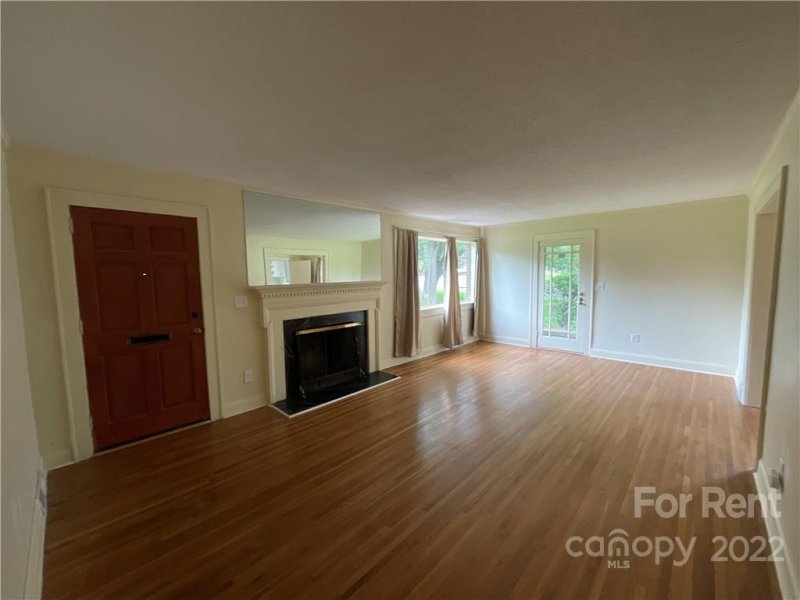 Property image 2 at 3334 Central Avenue, Charlotte, NC 28205