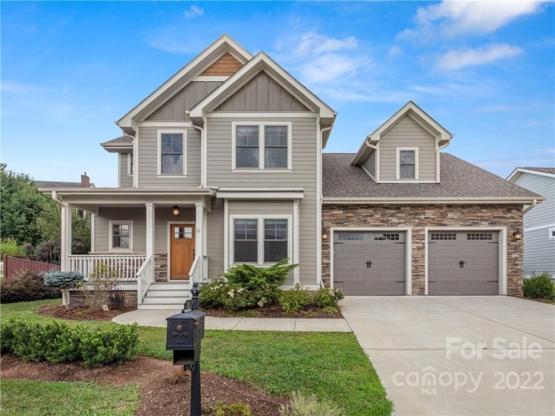 Property image 3 at 11 Barnrock Drive, Mills River, NC 28759