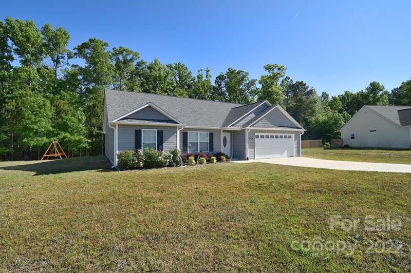 Property image 2 at 5099 Sedgefield Drive, Lancaster, SC 29720