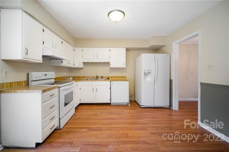 Property image 2 at 1517 Lansdale Drive, Charlotte, NC 28205