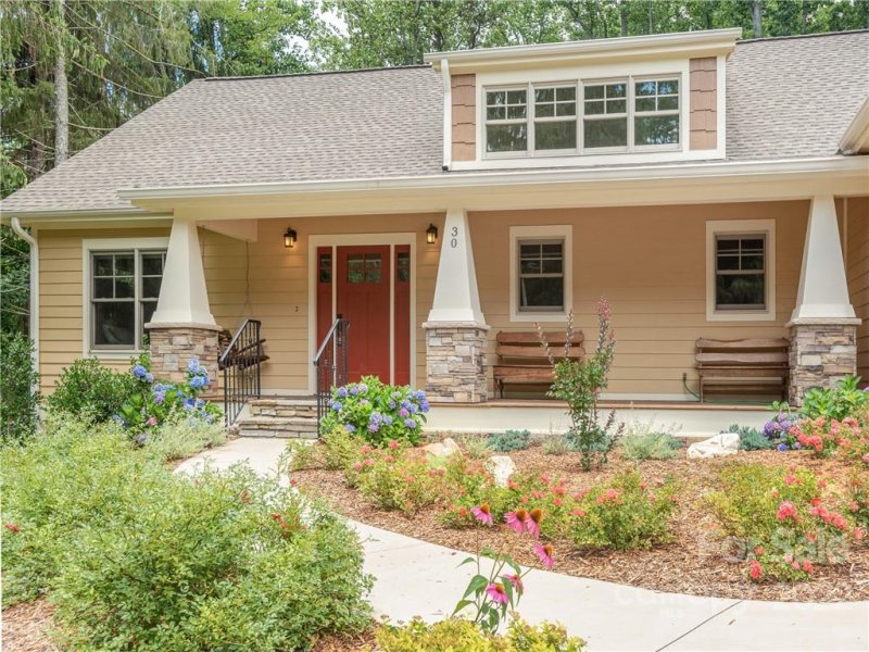 Property image 5 at 30 Ballantree Drive, Asheville, NC 28803