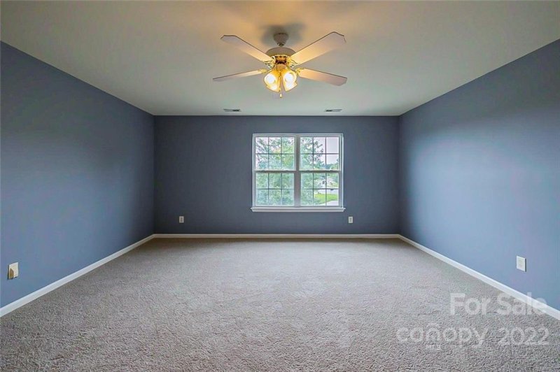 Property image 5 at 2632 Blue Moss Drive, Dallas, NC 28034