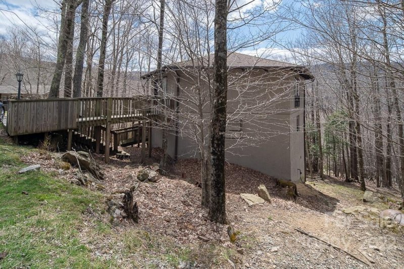 Property image 2 at 123 Lower Grouse Ridge Road, Beech Mountain, NC 28604
