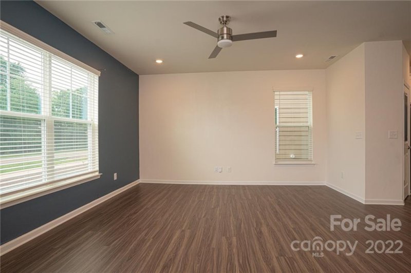 Property image 3 at 5028 David Cox Road, Charlotte, NC 28269