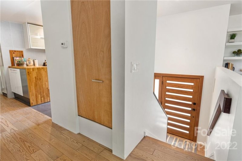 Property image 3 at 8234 Rittenhouse Circle, Charlotte, NC 28270