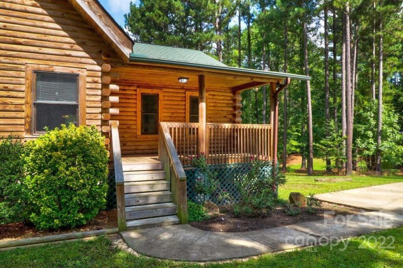 Property image 4 at 247 Cove Wood Drive, Denton, NC 27239