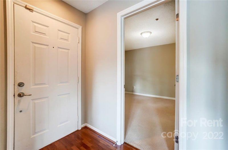 Property image 4 at 611 Olmsted Park Road, Charlotte, NC 28203