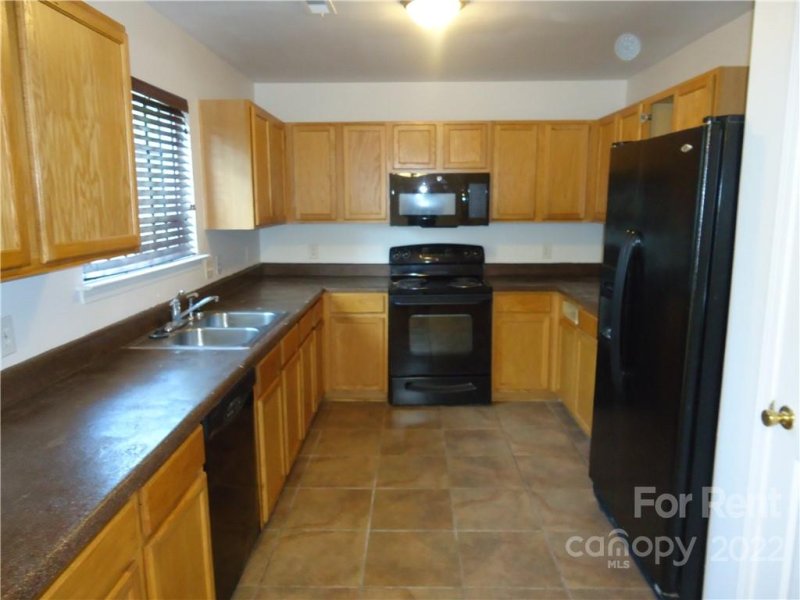 Property image 4 at 1315 Peach Park Lane, Charlotte, NC 28216