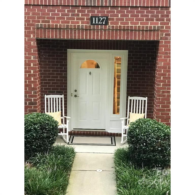 Property image 2 at 1127 Central Park Circle, Davidson, NC 28036