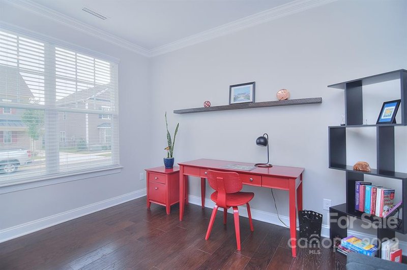 Property image 4 at 6321 Kennard Drive, Charlotte, NC 28216