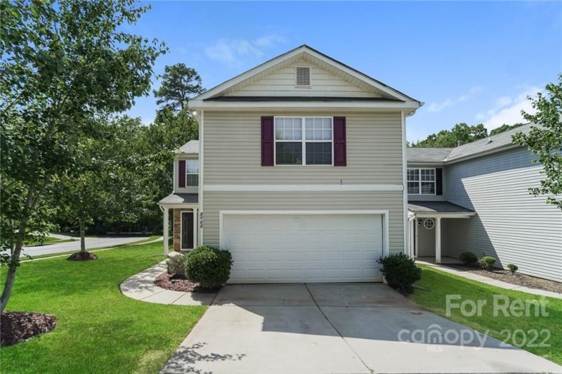 Property image 2 at 5705 Kelden Walker Lane, Charlotte, NC 28269