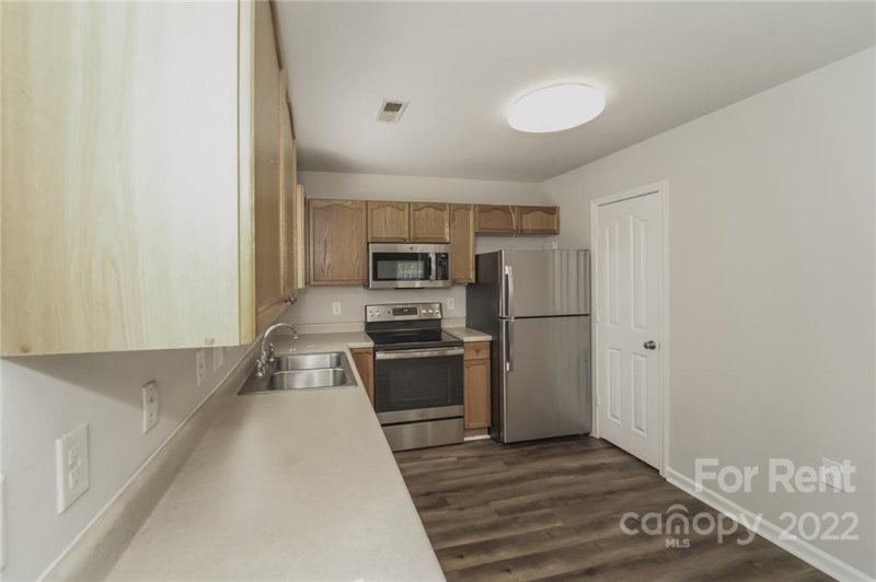 Property image 4 at 5705 Kelden Walker Lane, Charlotte, NC 28269