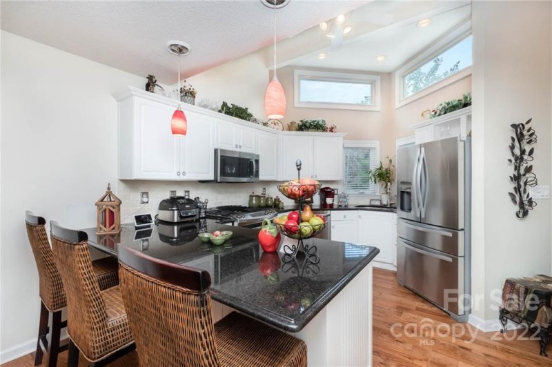 13934 Queens Harbor Road