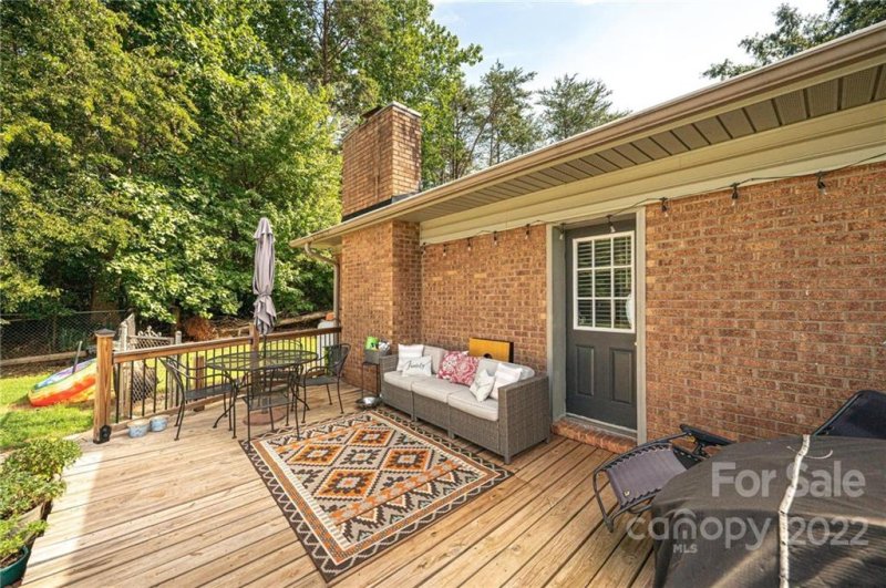 Property image 2 at 1255 Beechwood Drive, Newton, NC 28658