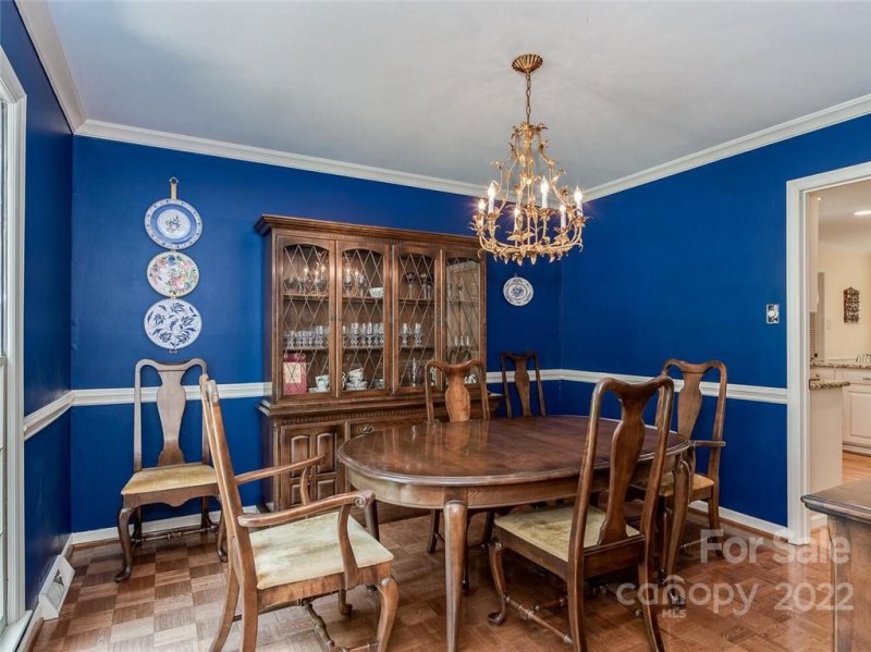 Property image 5 at 2601 Innsbrook Road, Charlotte, NC 28226