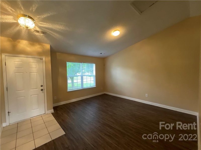 Property image 3 at 3908 Far West Drive, Charlotte, NC 28269