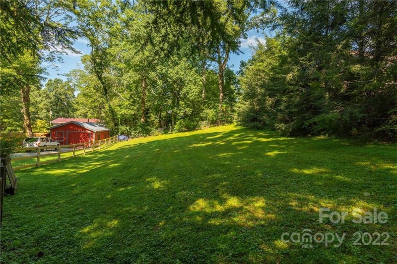 Property image 3 at 725 Rhododendron Avenue, Black Mountain, NC 28711