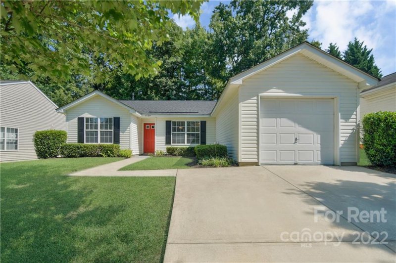 5729 Fairchase Avenue