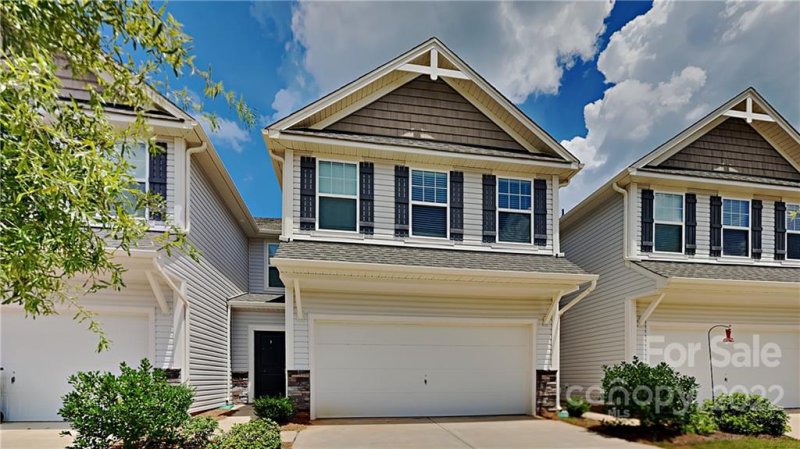 428 Tayberry Lane