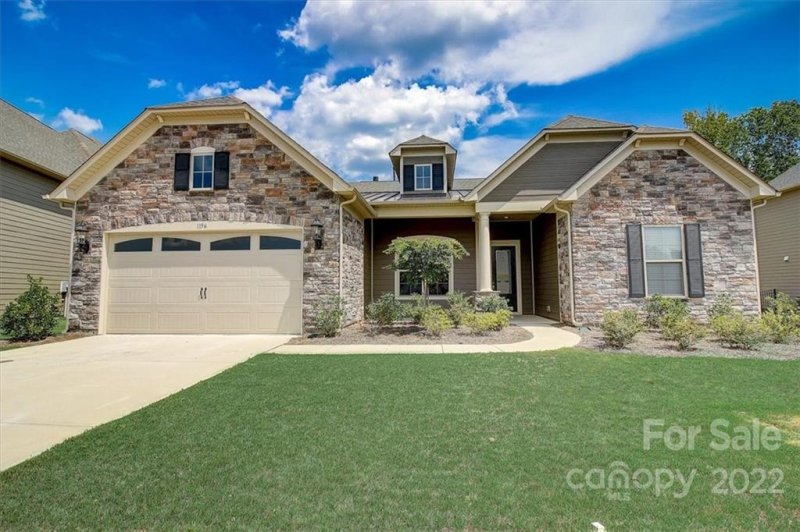 1156 Castle Road