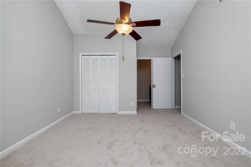 Property image 5 at 7632 Rawald Drive, Charlotte, NC 28212