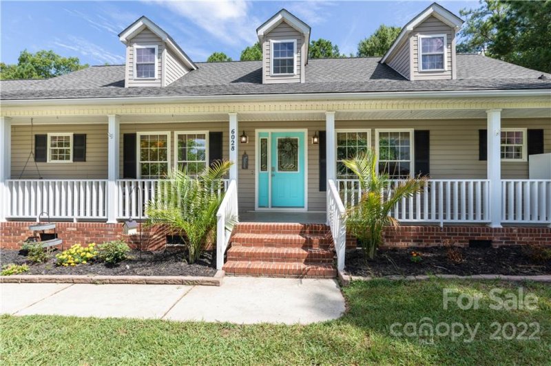 Property image 4 at 6028 Sawgrass Lane, Lancaster, SC 29720