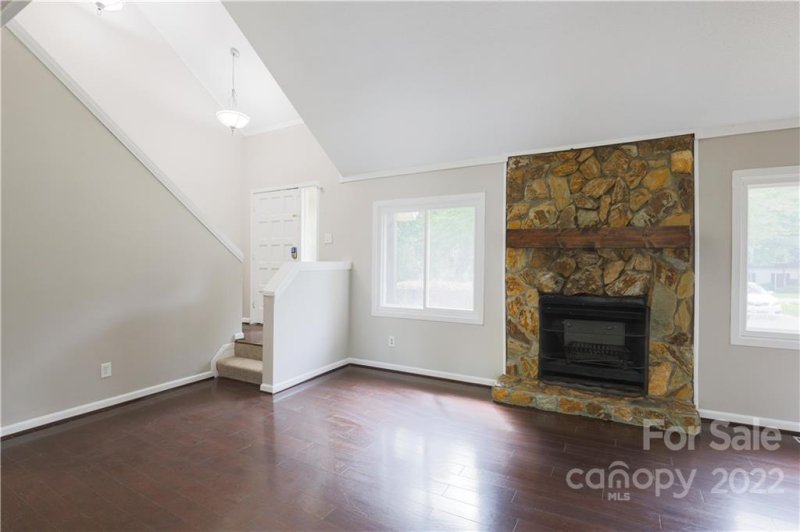 Property image 3 at 201 Woodleigh Drive, Gastonia, NC 28056